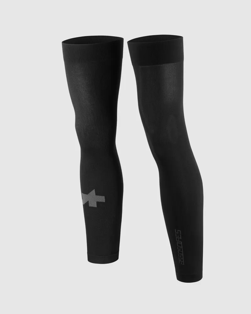 Assos Spring Fall Leg Warmers in Black -3